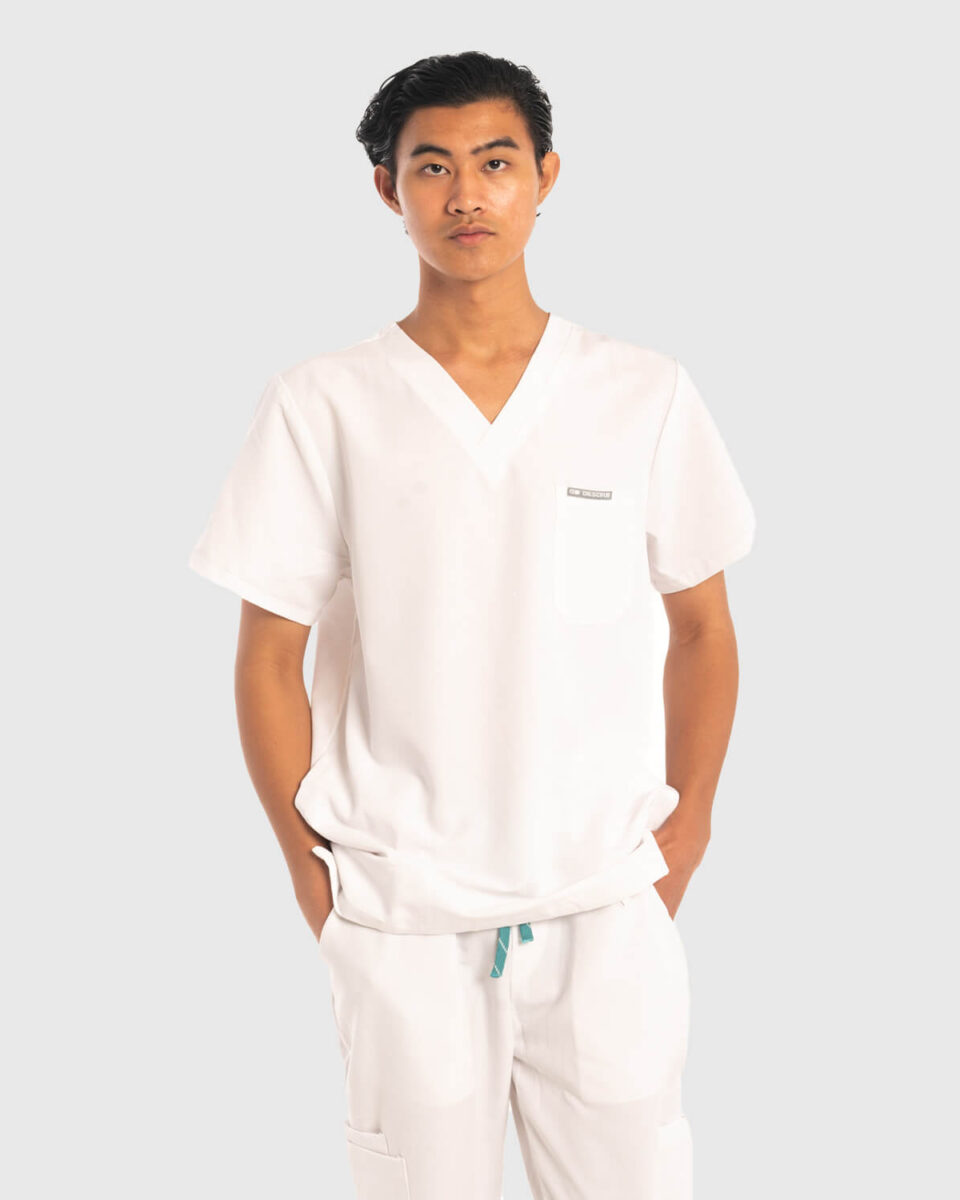 λευκή ιατρική μπλούζα